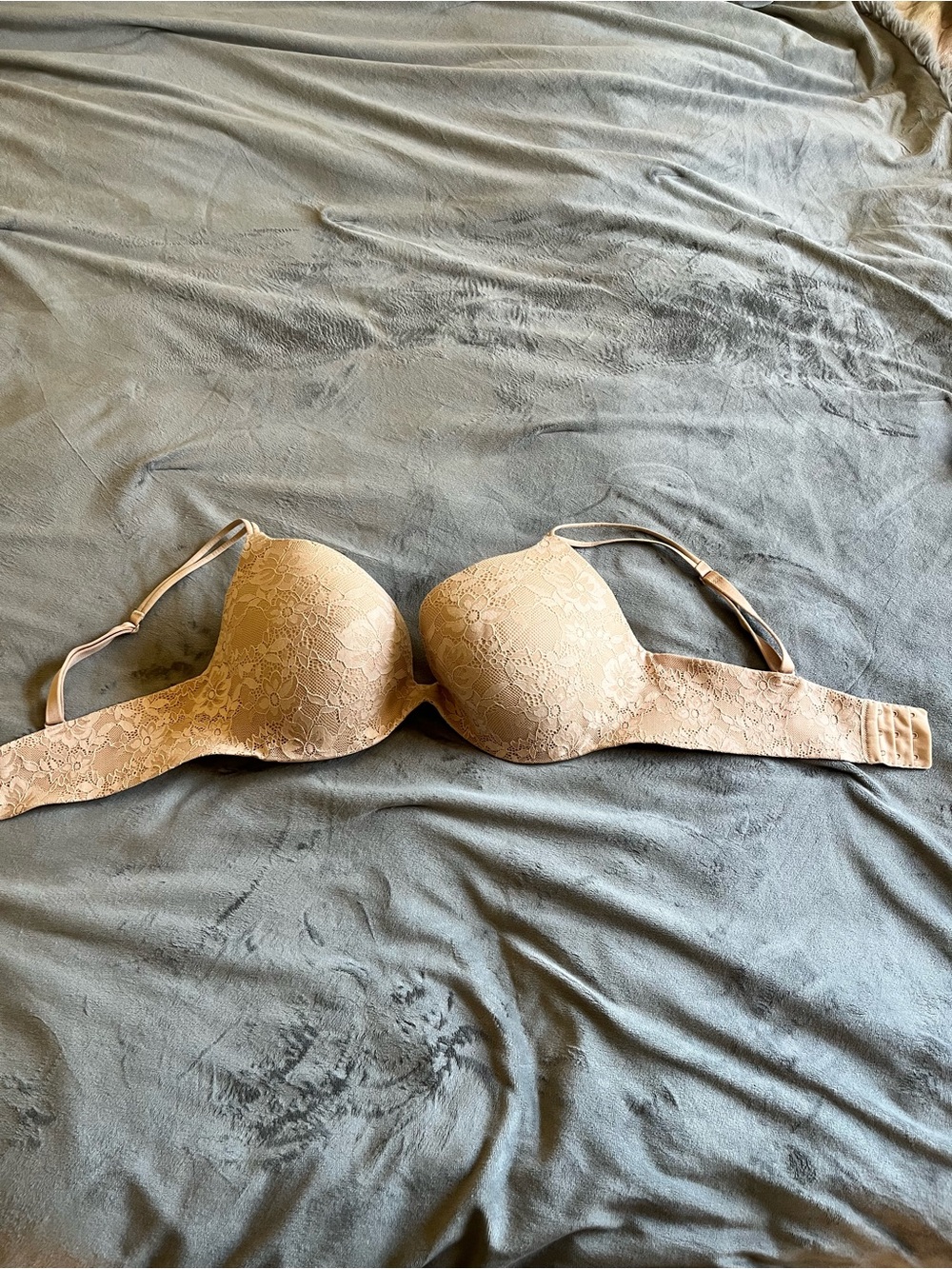 Victoria's Secret Lace T-Shirt Bra in Nude